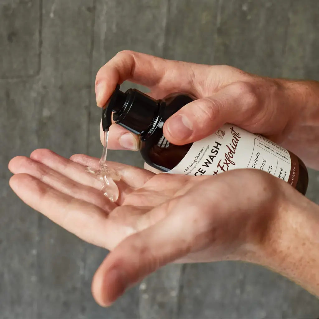 Face Wash | Reinigendes Peelinggel Männer | 250 mL | Monsieur BARBIER | V Welt